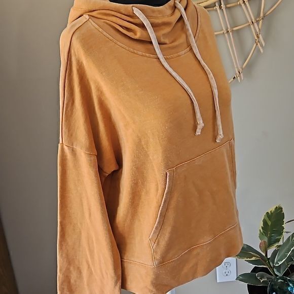 Betsey Johnson Performance Heathered Mustard Cowl Neck Hoodie Sz L‎ - Picture 2 of 14